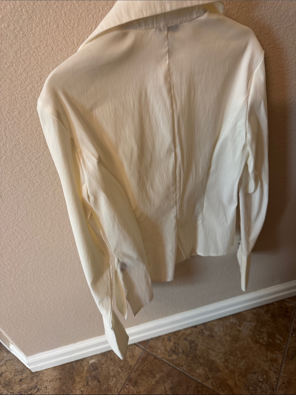Cache Cream Ruffled Blazer Jacket with Rhinestone Buttons - Picture 6 of 7